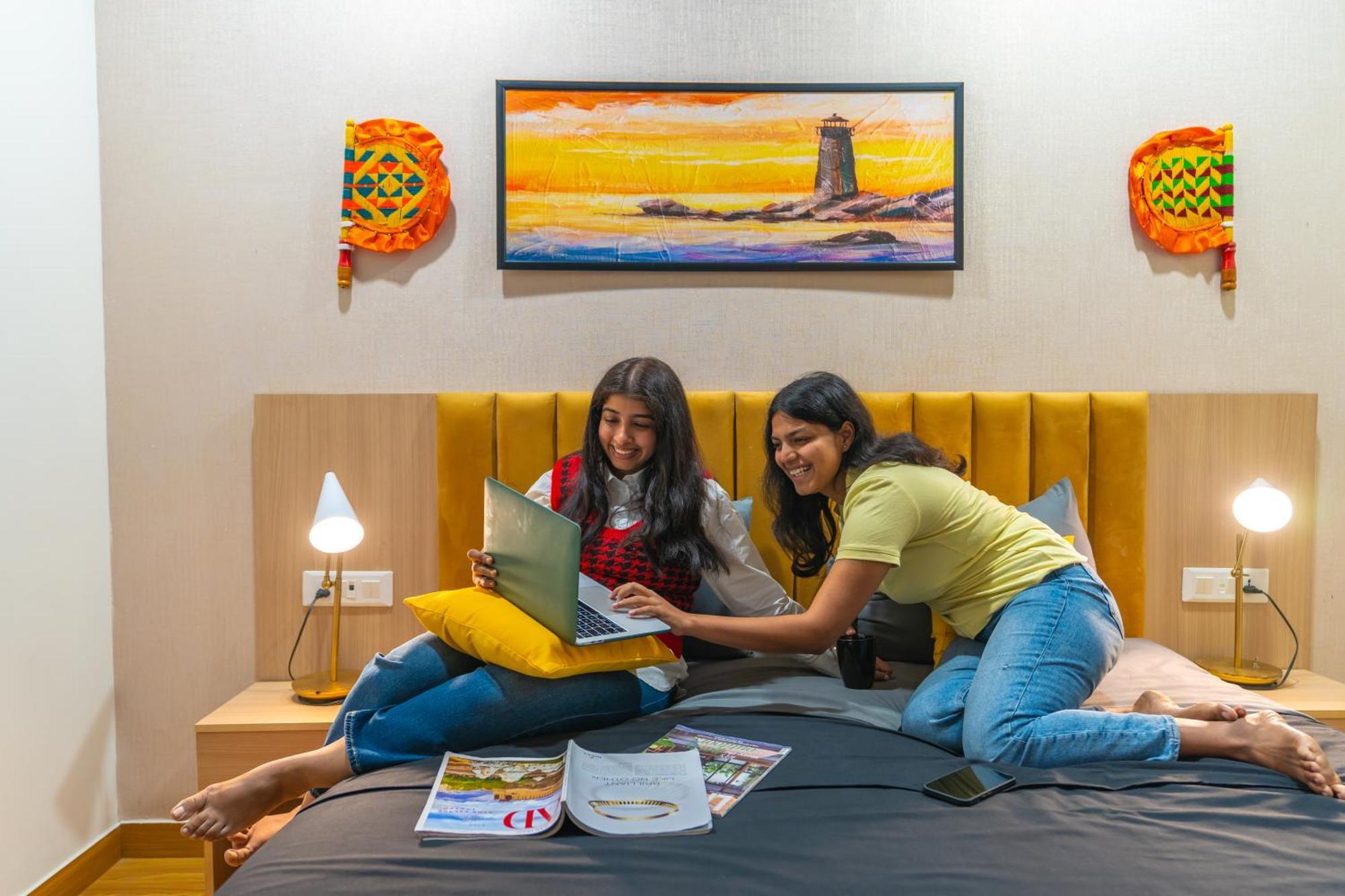 The Hosteller Amritsar, Near Golden Temple Экстерьер фото
