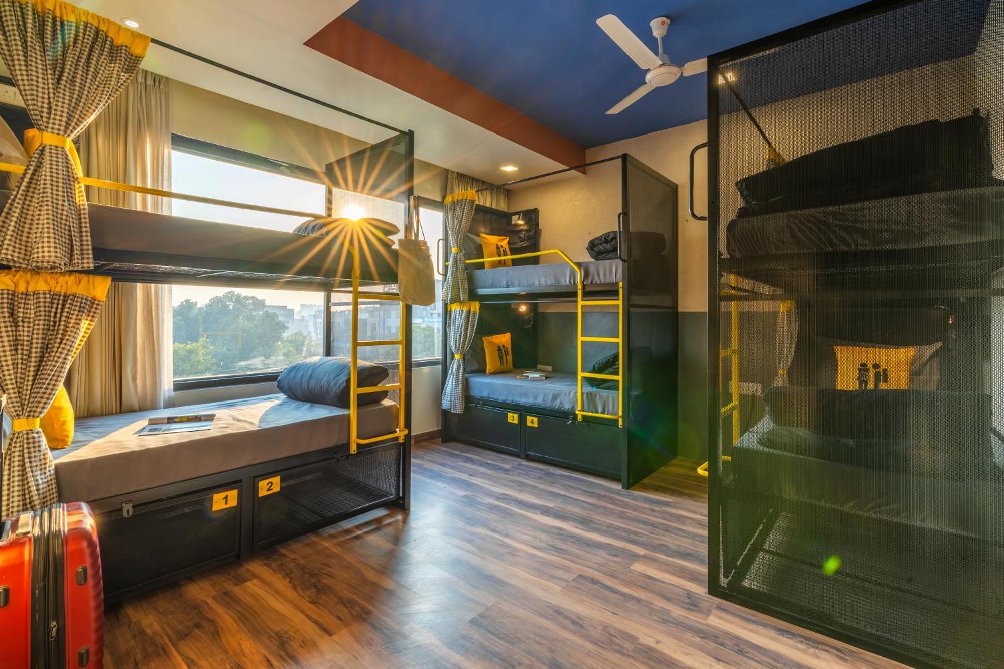 The Hosteller Amritsar, Near Golden Temple Экстерьер фото