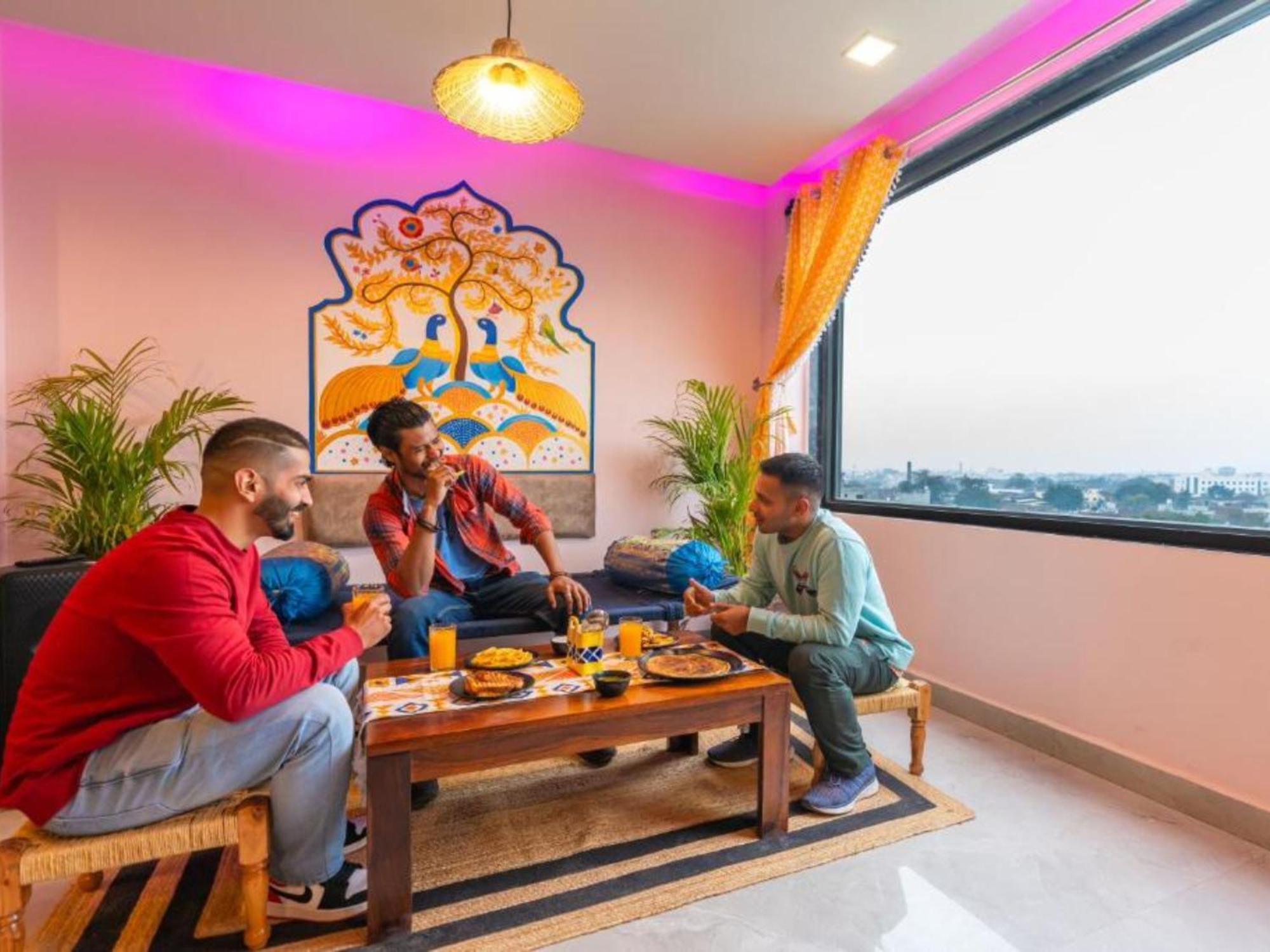 The Hosteller Amritsar, Near Golden Temple Экстерьер фото