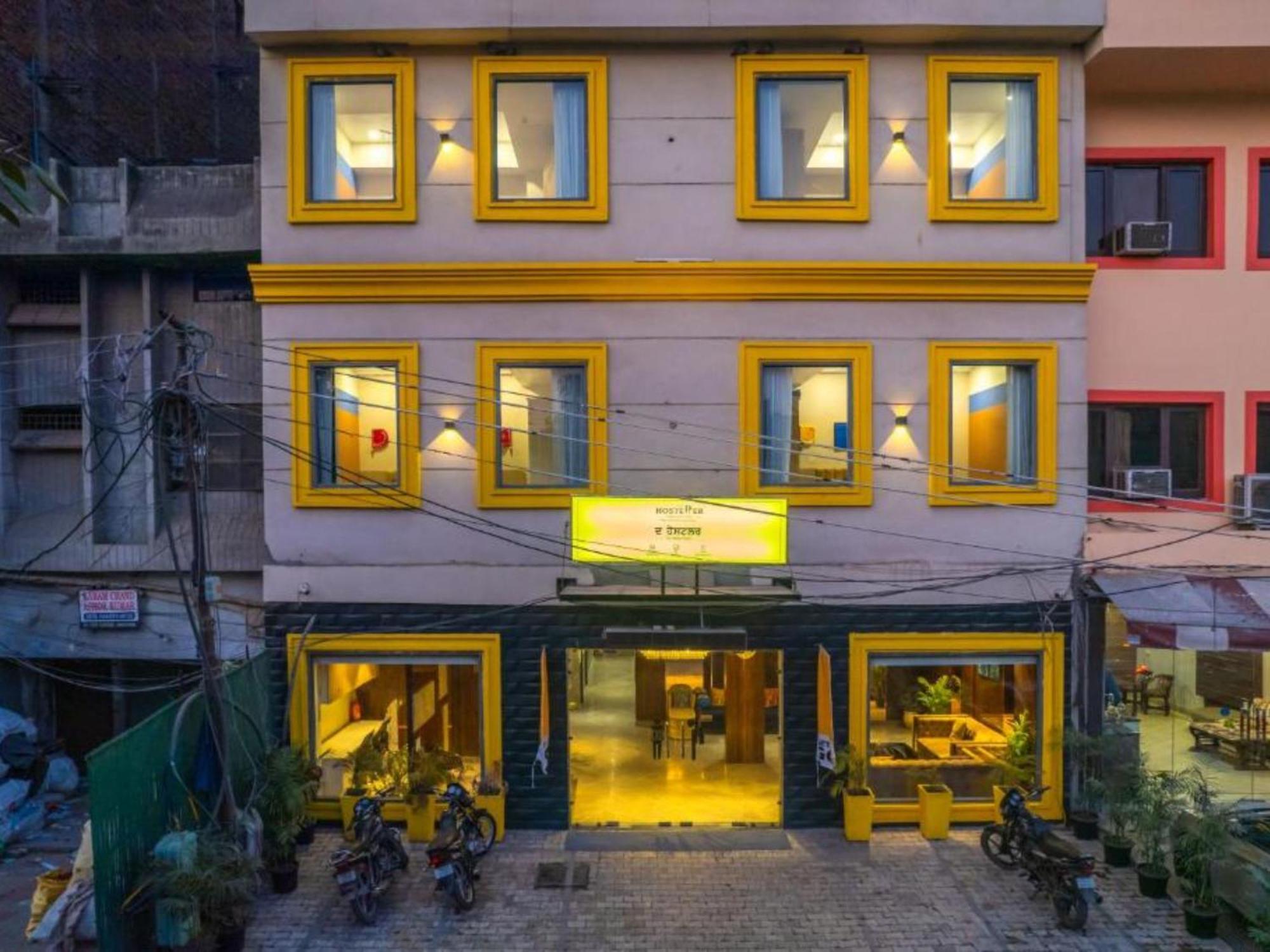 The Hosteller Amritsar, Near Golden Temple Экстерьер фото